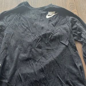 Nike long sleeve black and white